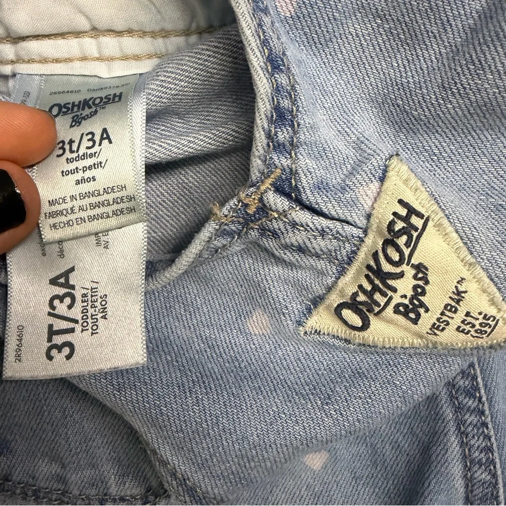 OshKosh B'gosh Light Blue with pink‎ hearts Denim Overalls 3T